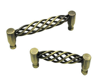 Handvatten en Knoppen 96mm van de Birdcage Zwarte Keukenkast de Antieke Hardware van het Messingsmeubilair
