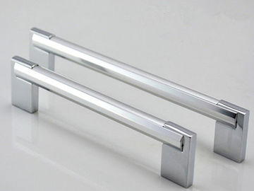 Het eenvoudige Moderne Geoxydeerde Aluminium Combinate met Zinkkabinet behandelt Garderobe t-Bar trekt de Deurhandvatten van de Zinkkast